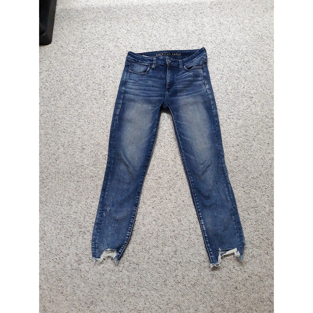 8rx25 American Eagle high-rise jegging crop dark washed distressed raw hem